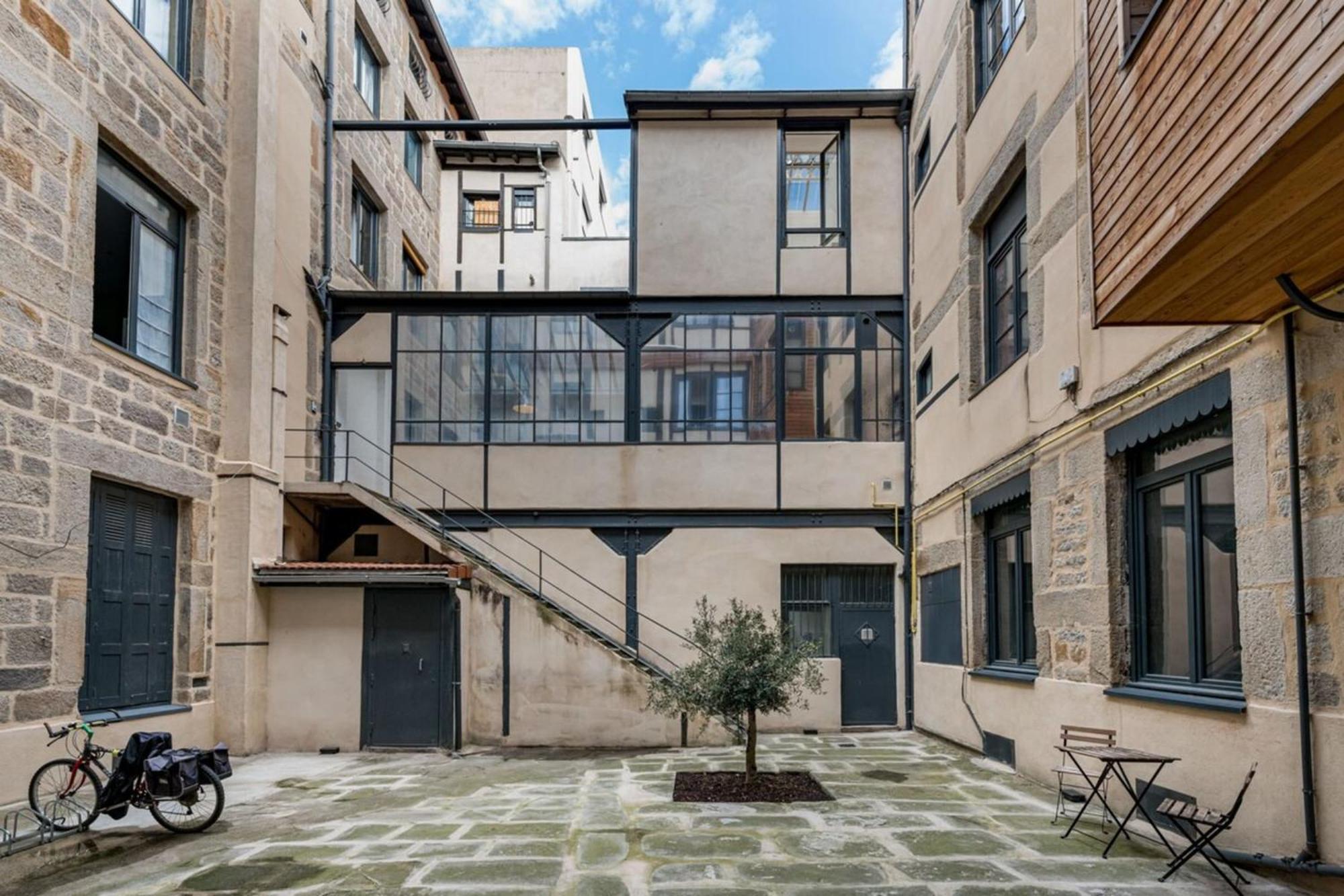 Zeus Loft 400M² 6Rms 6Br Hypercentre Apartman Saint-Etienne  Kültér fotó